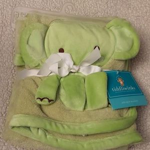 Tiddliwinks green plush blanket